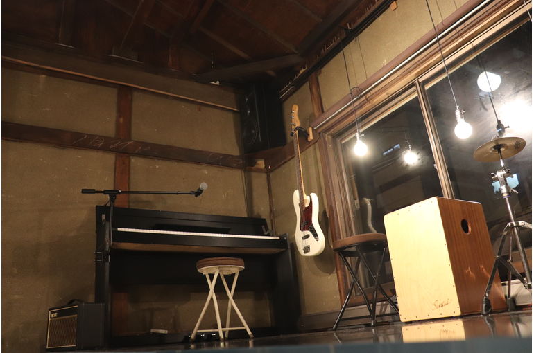 アクリルステージ